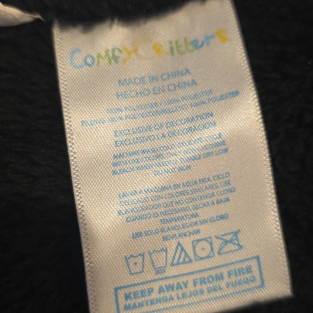 Comfy Critters pillow unfolds